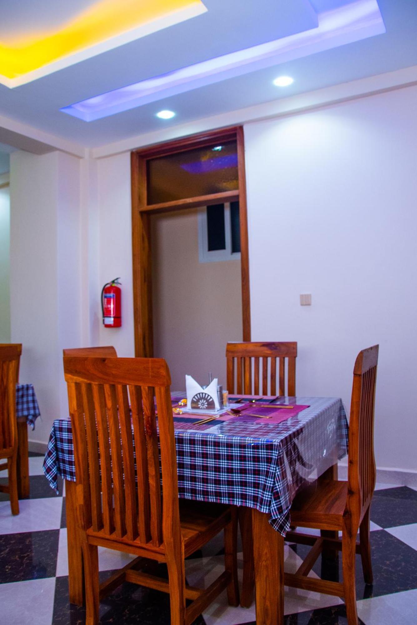ארושה Aves Executive Hotel מראה חיצוני תמונה