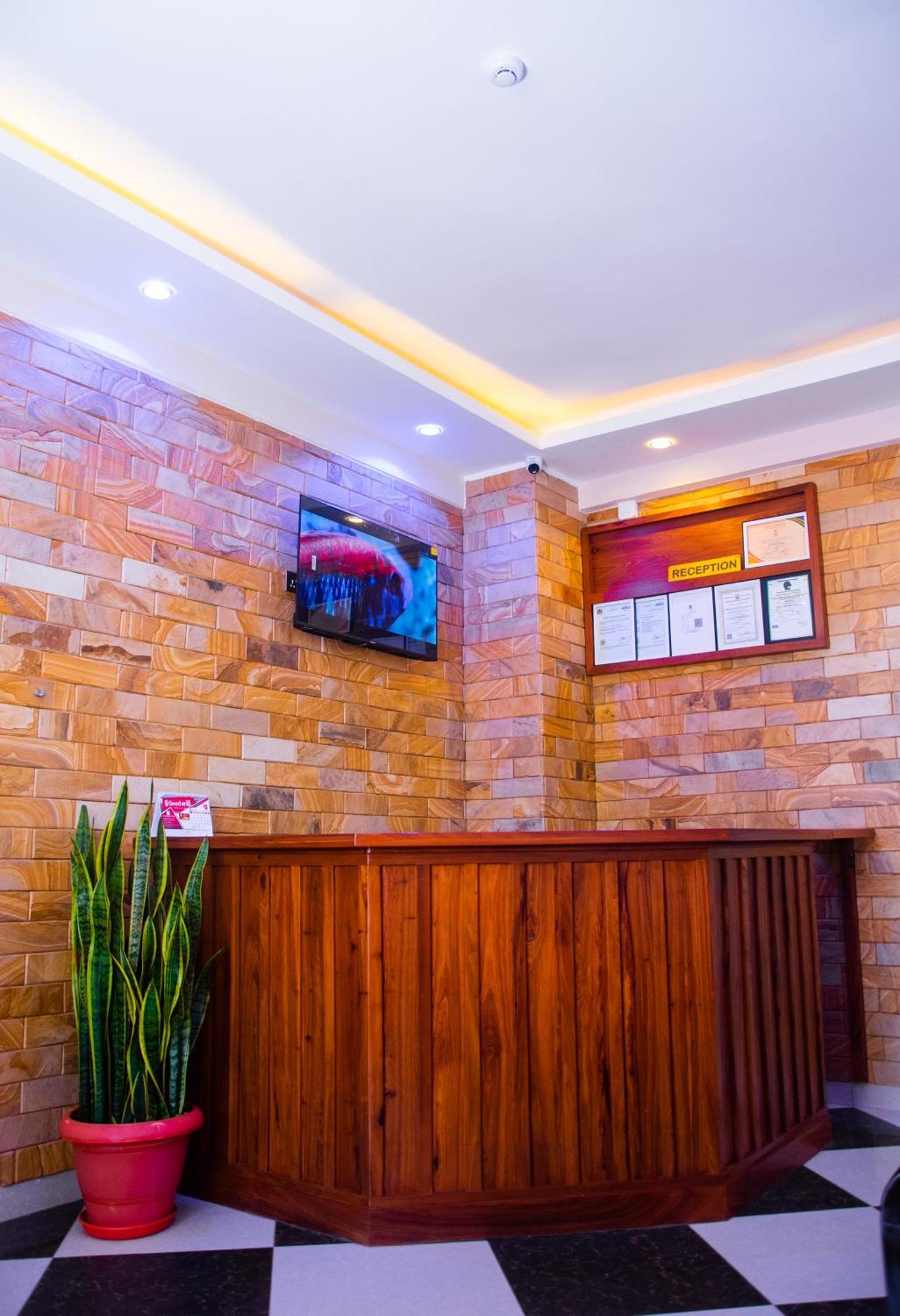 ארושה Aves Executive Hotel מראה חיצוני תמונה
